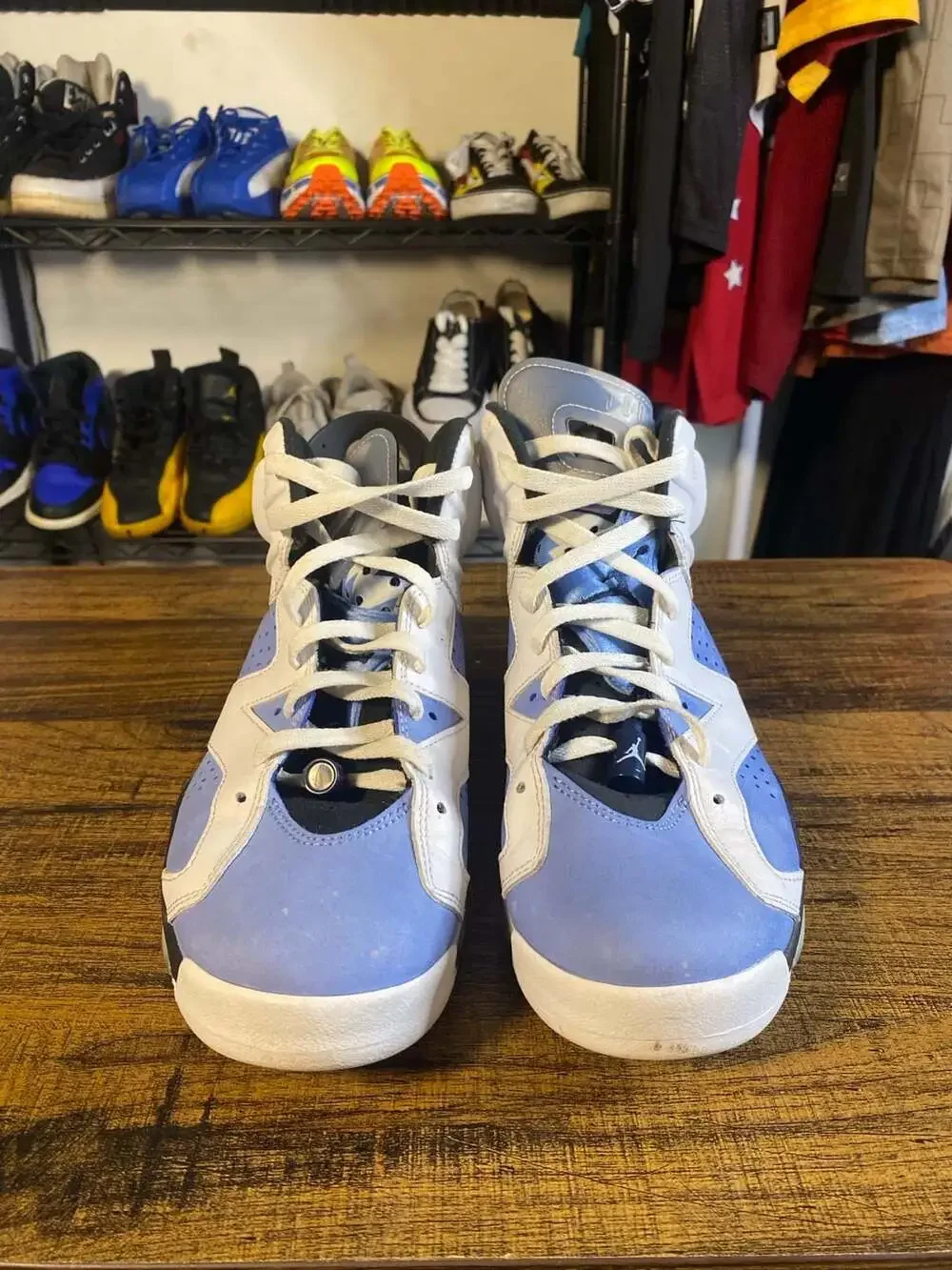 Air Jordan 6 Retro UNC University Blue